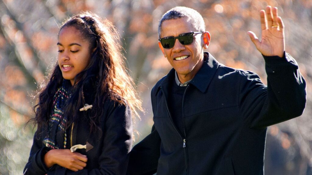 Malia y Sasha Obama en la Glam Wedding de Stella Banderas en España (Exclusivo) Malia y Sasha Obama en la Glam Wedding de Stella Banderas en España (Exclusivo)