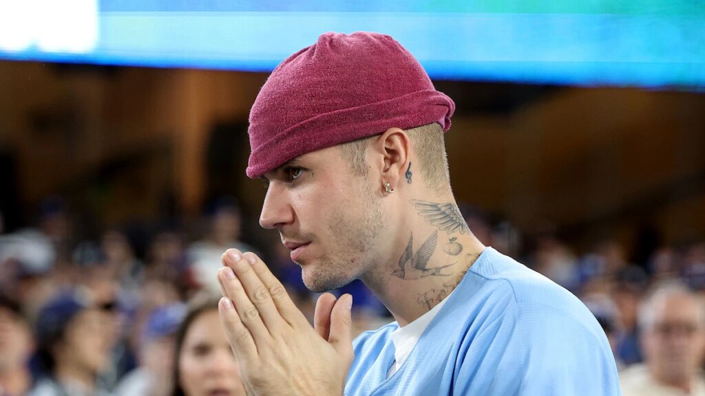 Justin Bieber es etiquetado como ‘San Justino’ después de recientes comentarios sobre su fidelidad