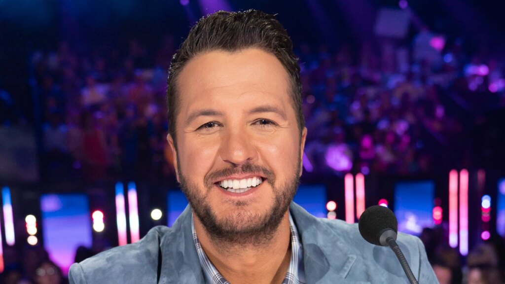 Luke Bryan aborda la repentina muerte de su hermana y los rumores de que su familia la encubrió