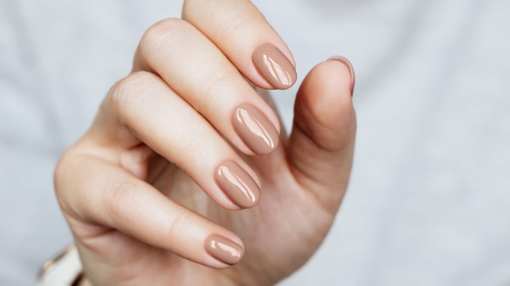 12 tonos de uñas neutros: manicuras versátiles y atemporales 12 tonos de uñas neutros: manicuras versátiles y atemporales