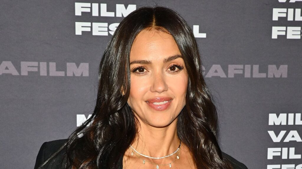 Jessica Alba se sincera sobre la brecha salarial de las latinas y por qué es más que solo números