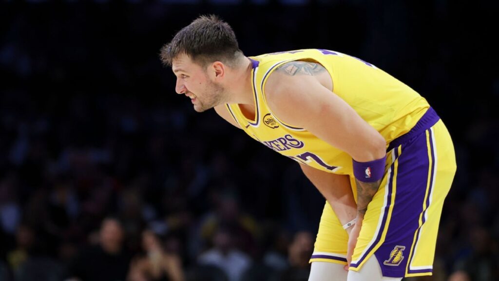 Lakers: Luka Doncic se pierde una semana por esguince en el dedo