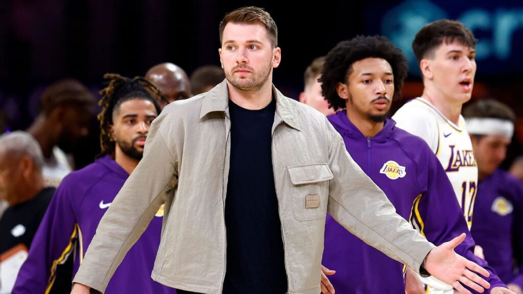 Luka Doncic debutará el martes en pretemporada de Lakers vs Suns