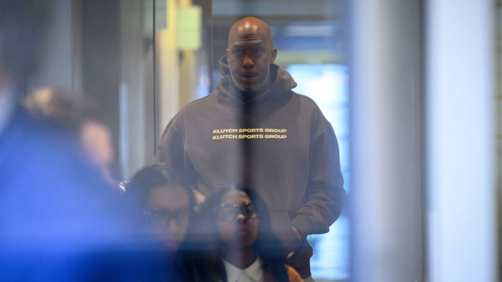 NBA envía memorando a equipos para reevaluar riesgos por apuestas