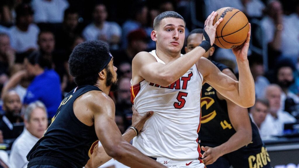Nikola Jovic Firma Extensión de Contrato de 4 Años y $ 62.4 MILLONES CON EL SEAT