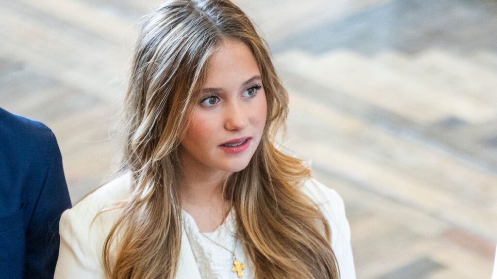 La joven princesa Josefina de Dinamarca sorprende con una glamurosa noche de teatro con tan solo 14 años