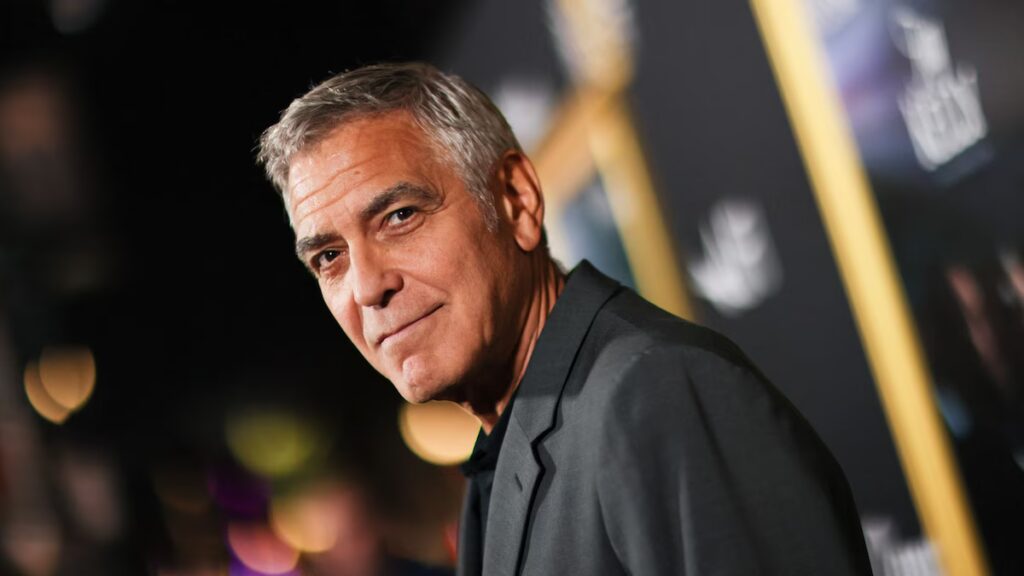 La reacción del hijo de George Clooney cuando el actor le mostró fotos de su infancia