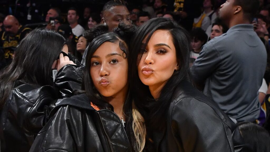 Kim Kardashian comparte por qué North West quiere que ella ‘tenga novio’