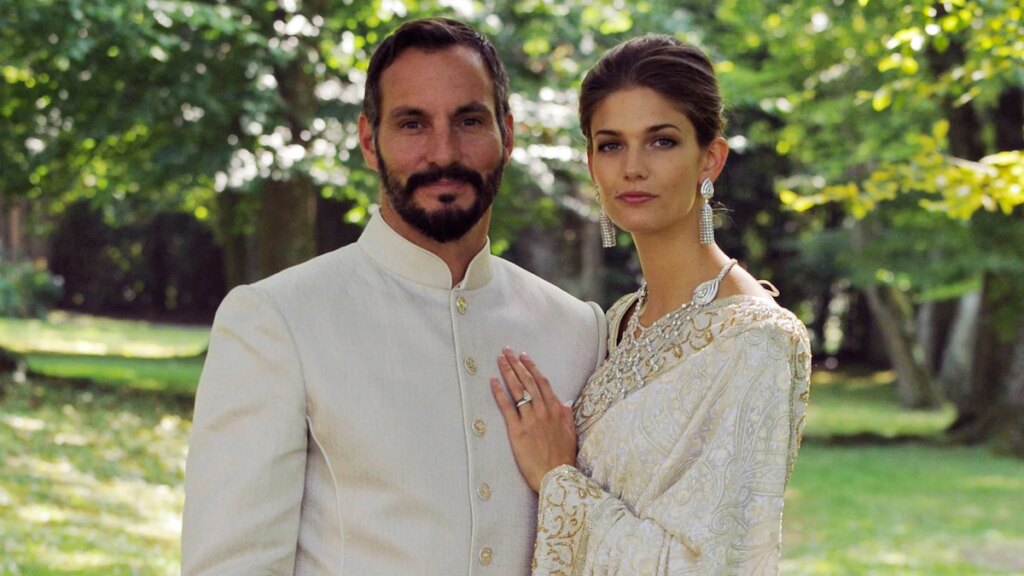 Kendra Spears regresa a la pasarela tras divorciarse de Aga Khan