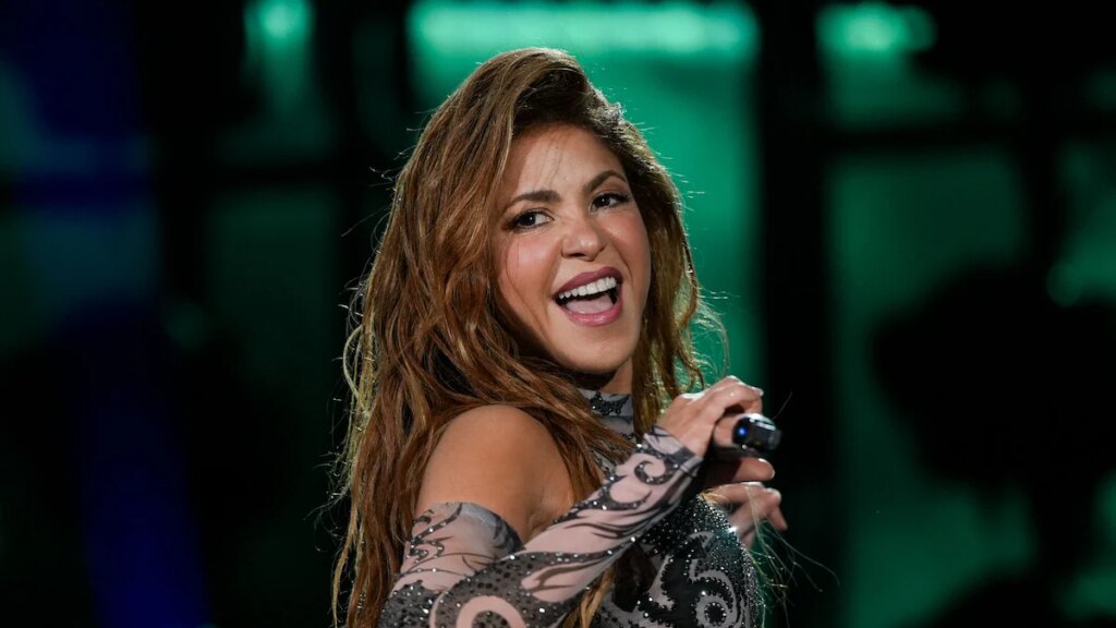 Shakira comparte su opinión sobre la actuación de Bad Bunny en el Super Bowl: “¡Ya era hora!” Shakira comparte su opinión sobre la actuación de Bad Bunny en el Super Bowl: “¡Ya era hora!”