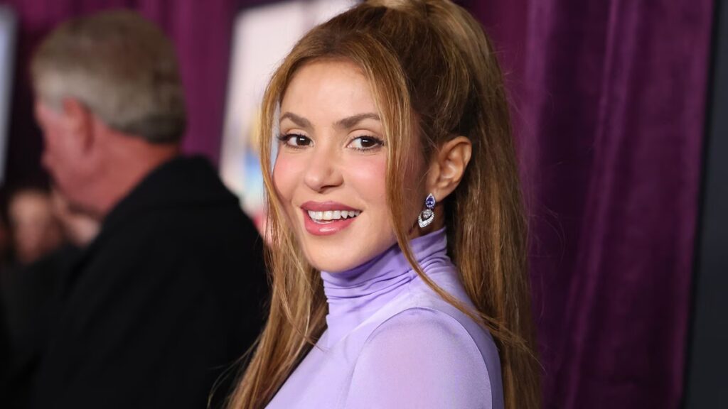 Shakira se une a Brooke Monk para una colaboración sorpresa que se apodera de TikTok