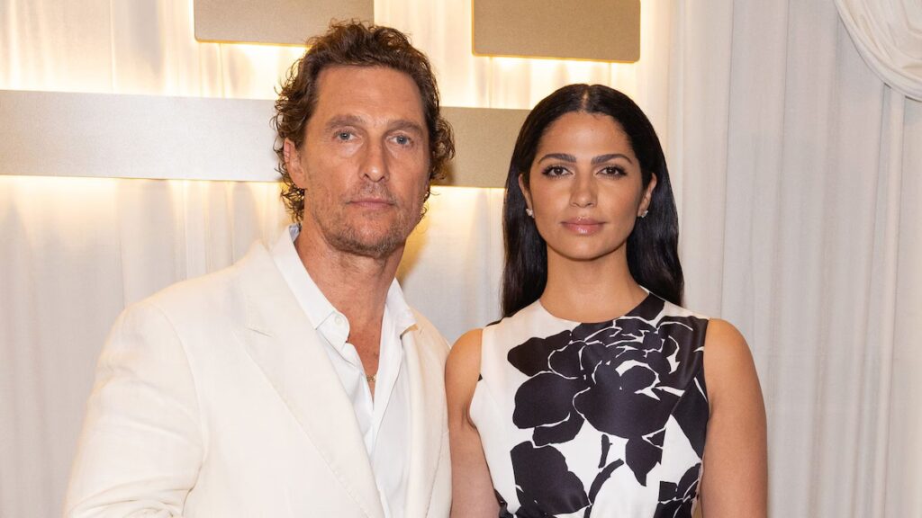 Matthew McConaughey revela cómo un sueño sexy lo llevó a Camila Alves