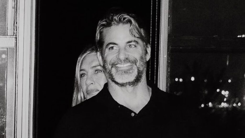 Jennifer Aniston lo hace oficial con nuevo hombre: ‘Mi amor’
