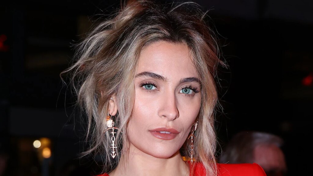 Paris Jackson alega que los albaceas se han quedado con una “enorme” cantidad de dinero