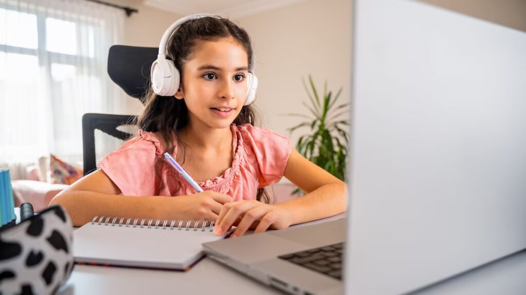 Los psicólogos escolares revelan que hay un tipo de tiempo frente a la pantalla que es bueno para los niños