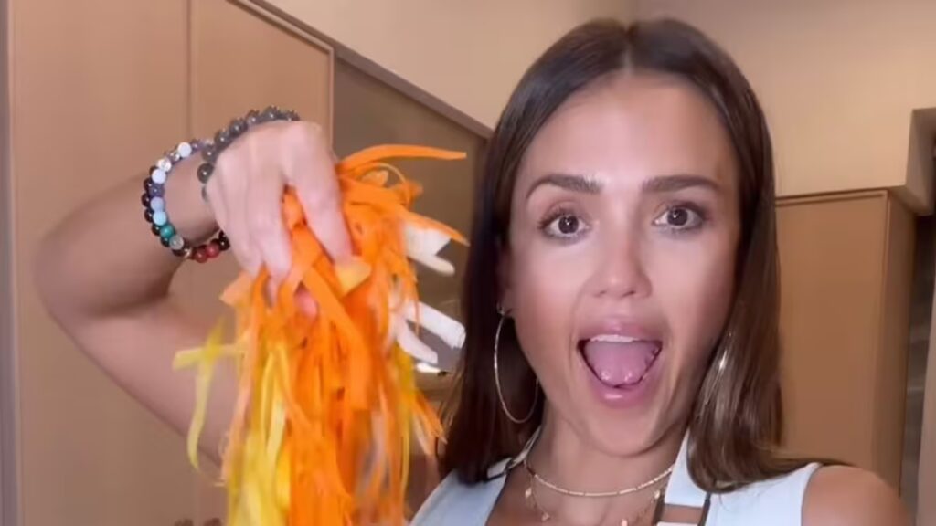 Prepare la ensalada de zanahoria con retinol viral favorita de Jessica Alba