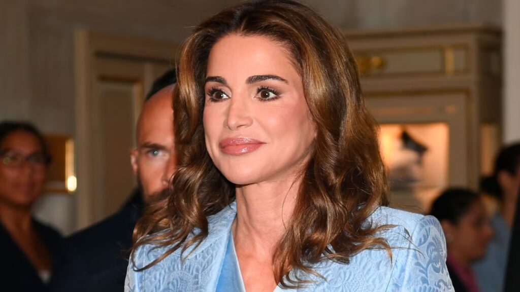 La realeza francesa, tendencia azul invertida, adora