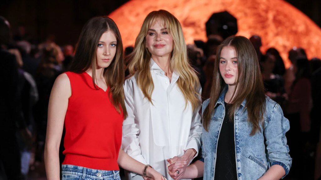 Nicole Kidman celebra la primera Navidad después de una separación ‘estresante’ de Keith Urban con sus hijas Sunday Rose y Faith