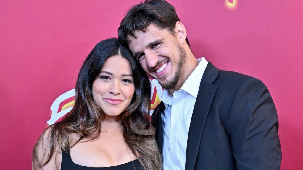 Gina Rodríguez celebra la llegada de su hija y revela su adorable nombre