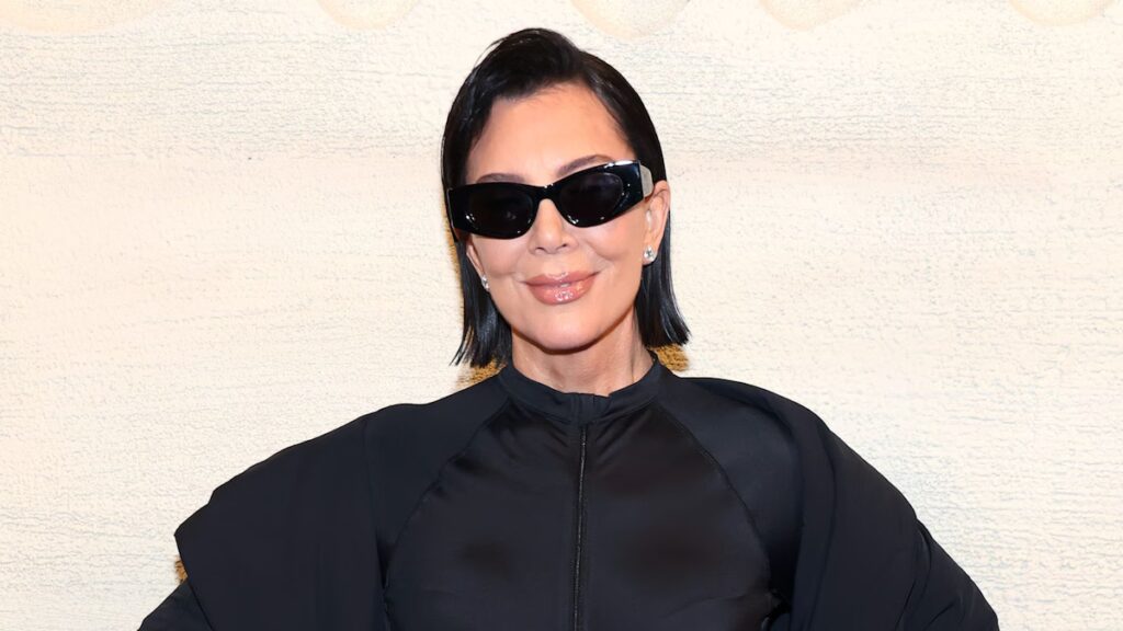 Kris Jenner luce más joven que nunca en glamorosas fotos de Acción de Gracias