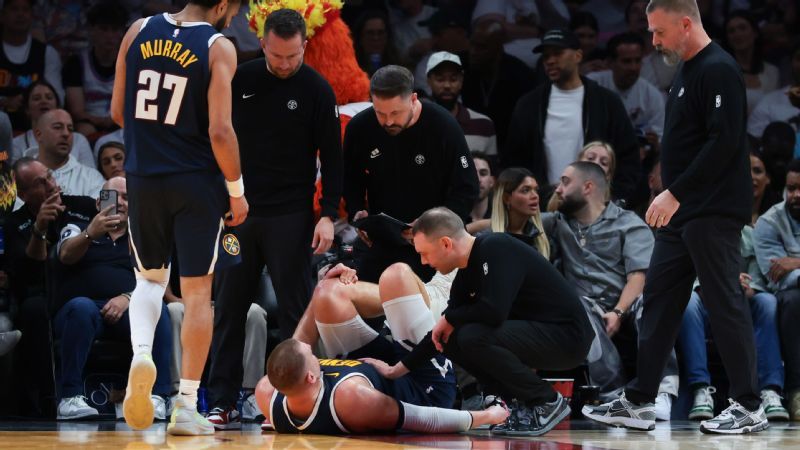 Nikola Jokic está baja 4 semanas por hiperextensión de rodilla