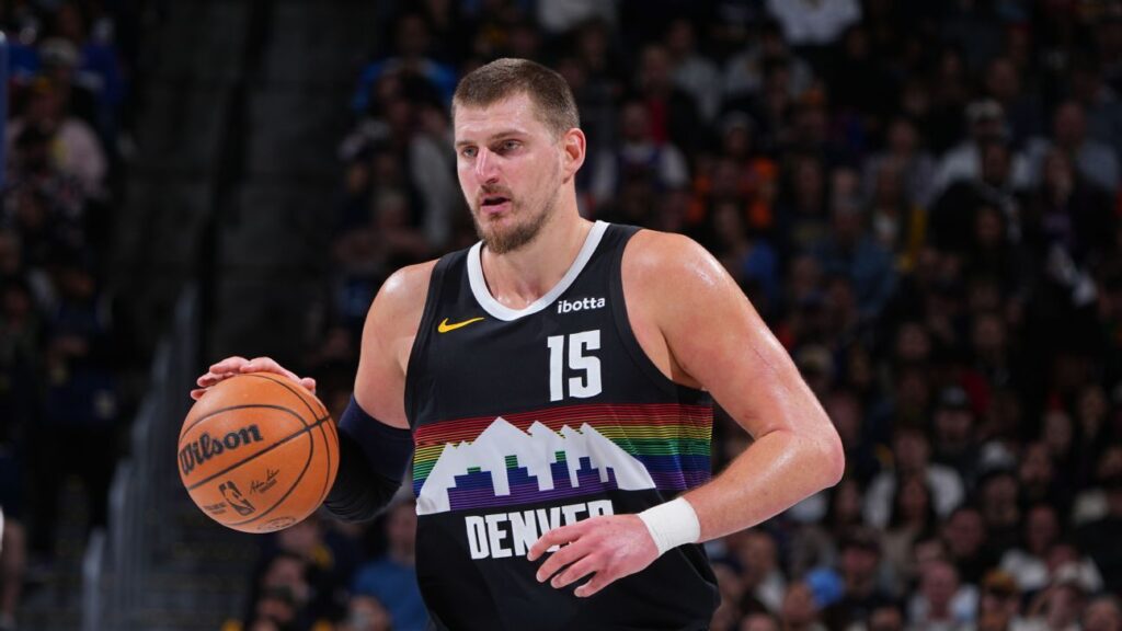 Nuggets: Jokic registra récord de triple-doble con 56 puntos