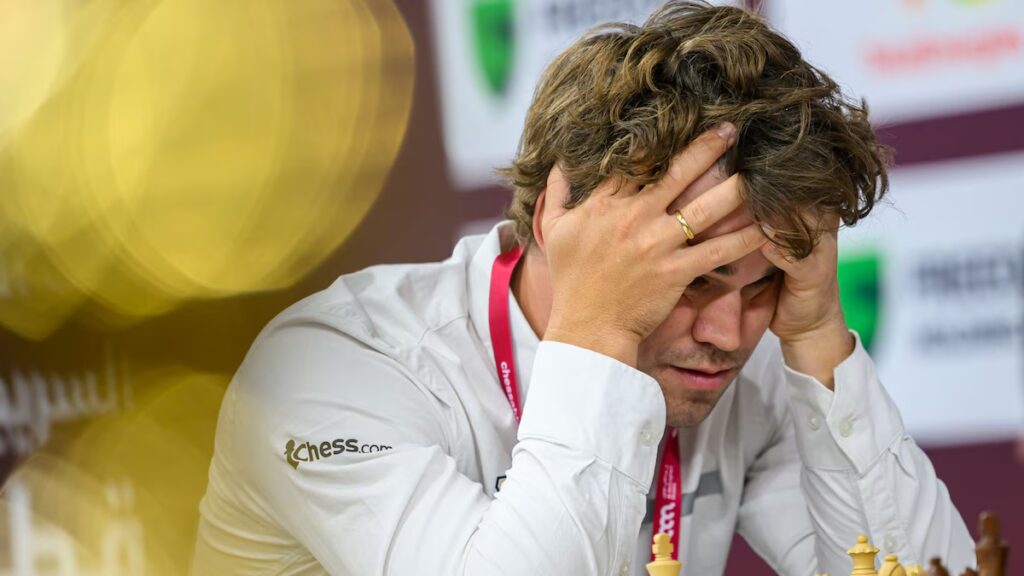 Carlsen gana el campeonato Mundial Blitz 2025 con estilo dramático