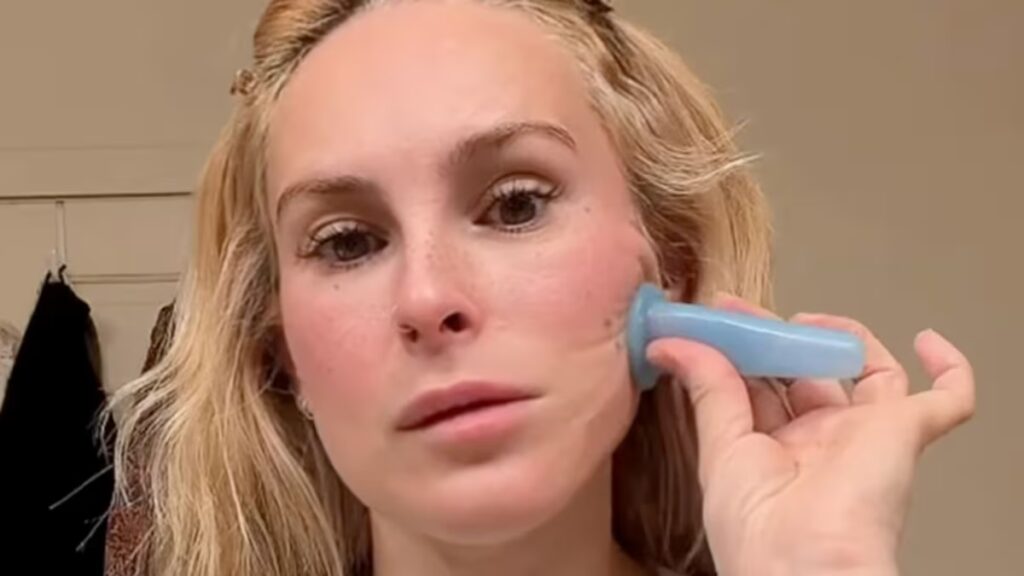 Rumer Willis comparte el paso a paso de su rutina matutina sin arrugas de baja tecnología