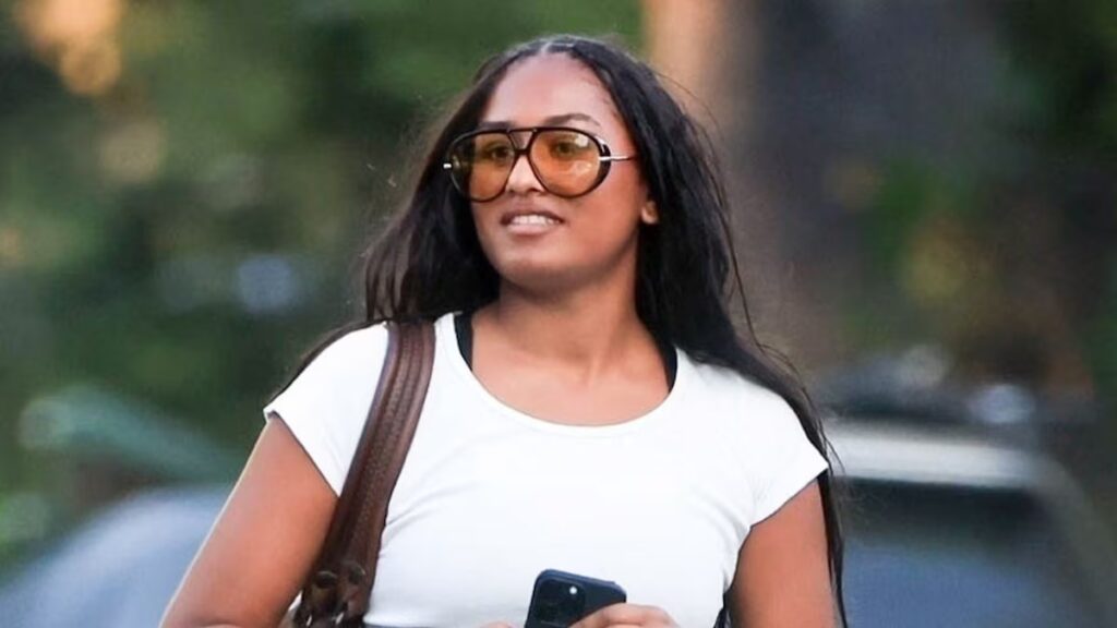 Sasha Obama luce su tonificada figura con elegante outfit post-entrenamiento