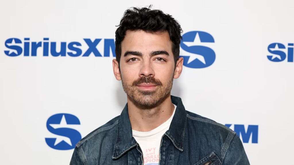 Joe Jonas alimenta rumores de romance con la modelo puertorriqueña Tatiana Gabriela