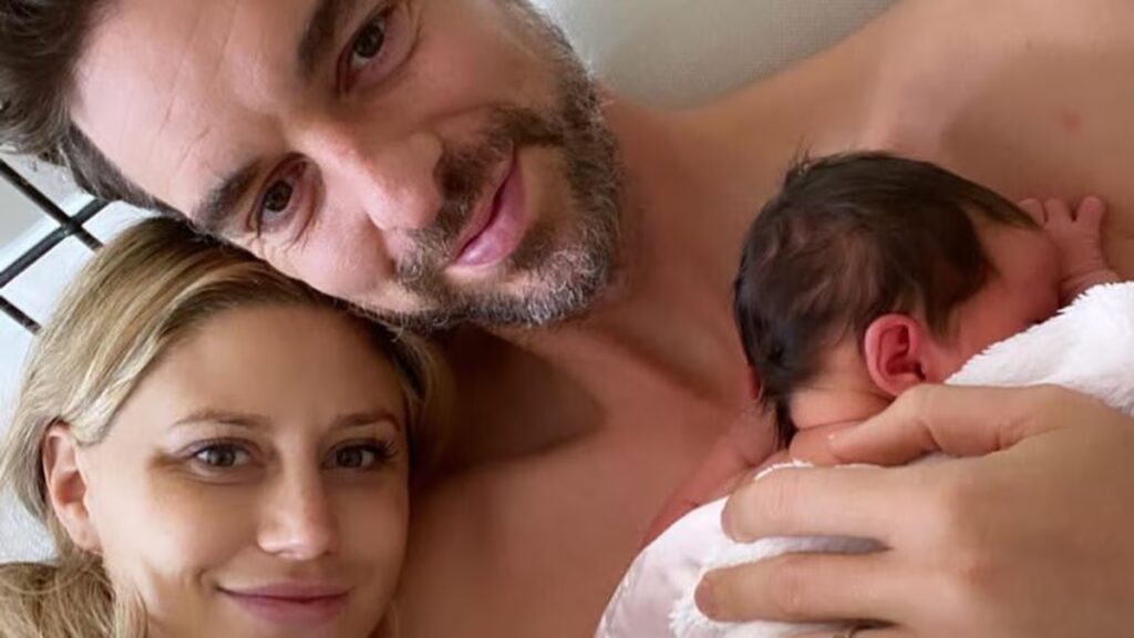 Pau Gasol y Cat McDonnell anuncian el nacimiento de su tercer hijo: “Te queremos, Olivia”