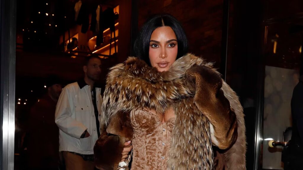 No creerás dónde lució Kim Kardashian este espectacular look invernal