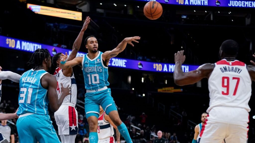 Amari Bailey, con 10 partidos en la NBA, busca la elegibilidad universitaria