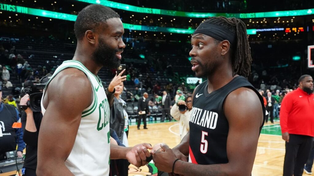 Celtics rinden homenaje al campeón de 2024, Jrue Holiday, en su regreso