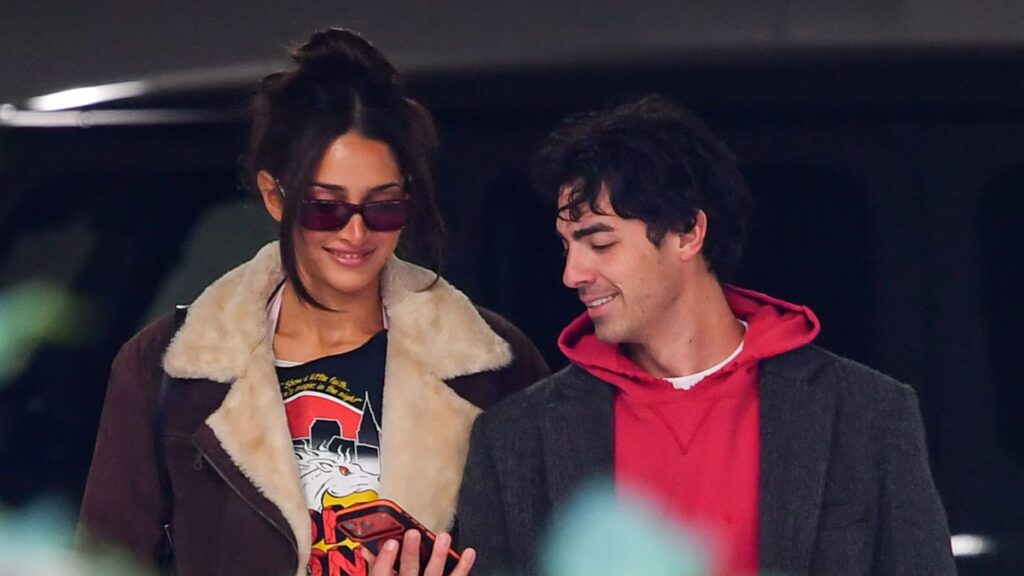 Joe Jonas ‘tomándolo con calma’ con la modelo Tatiana Gabriela