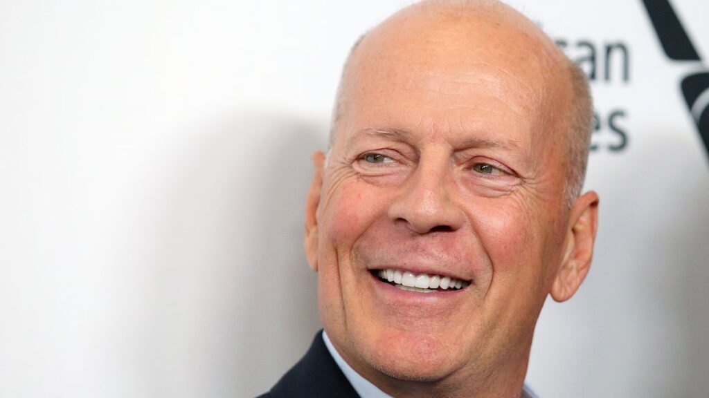 Bruce Willis no sabe nada sobre su diagnóstico de salud, revela su esposa