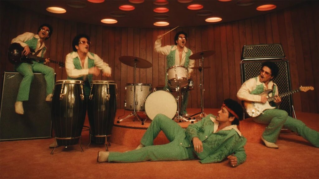 Bruno Mars, GALE, Niko Rubio, Xavi con Carín León, y más