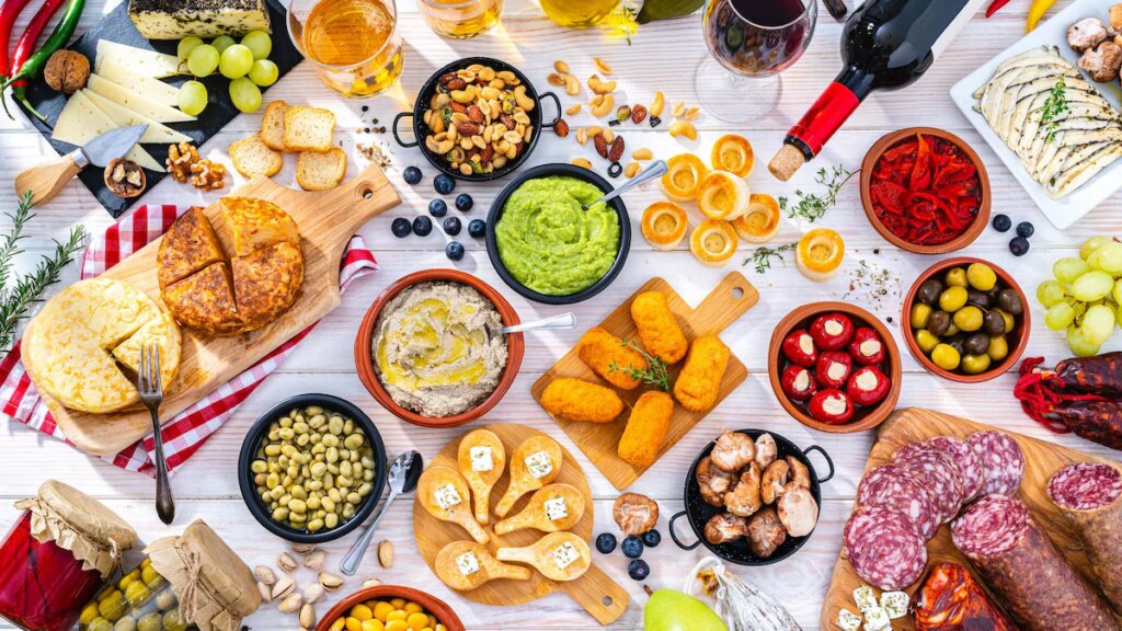 Bocadillos y bebidas puertorriqueñas que se servirán durante el espectáculo de medio tiempo del Super Bowl 2026