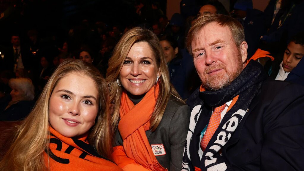 La reina Máxima y el rey Willem-Alexander celebran el oro olímpico vestidos de naranja brillante