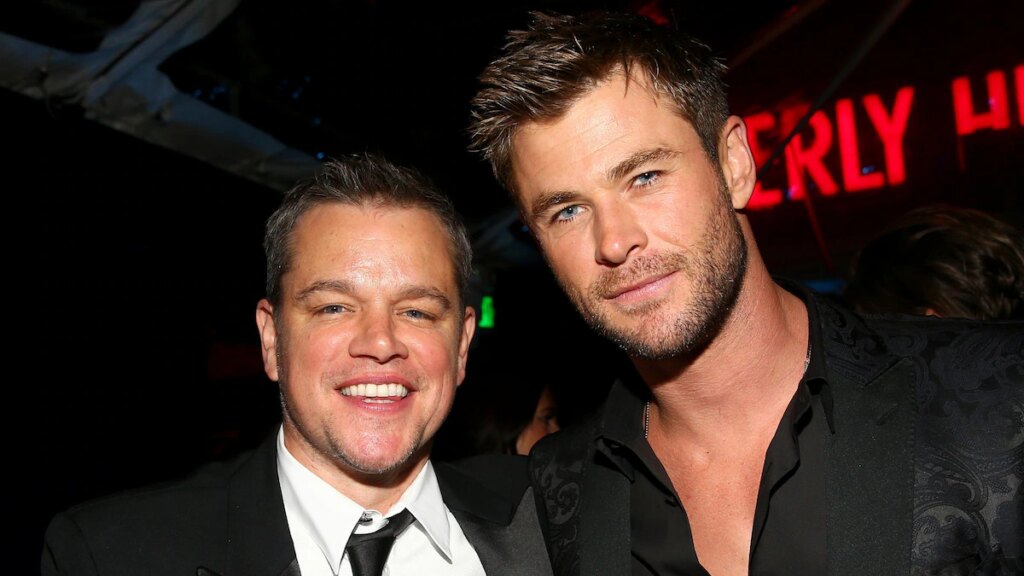 Chris Hemsworth y Matt Damon demuestran su condición de mejores amigos durante una cena grupal con Luciana Barroso