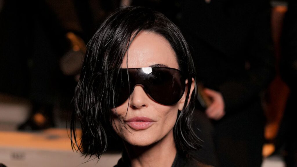 ¿Es una peluca? Demi Moore aparentemente confirma si realmente se cortó el cabello