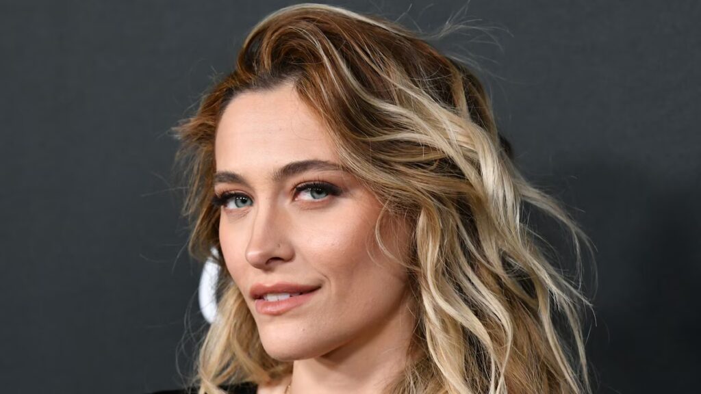 Paris Jackson comparte nueva música inspirada en el “amor” de su vida