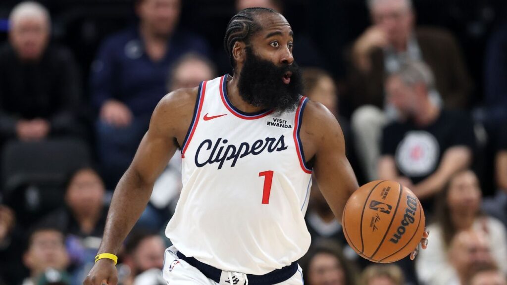 Clippers, Harden exploran traspaso; Cavs interesados: fuentes