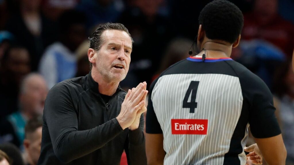 Kennt Atkinson, multado con 50.000 dólares por su comportamiento tras ser expulsado