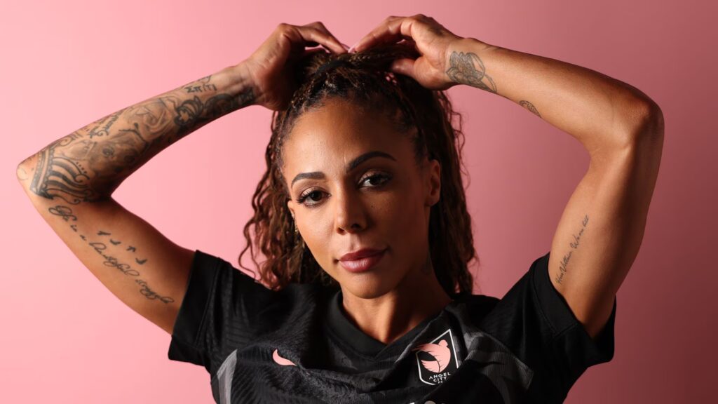 Sydney Leroux sobre la maternidad y por qué el fútbol femenino finalmente está recibiendo la atención que merece