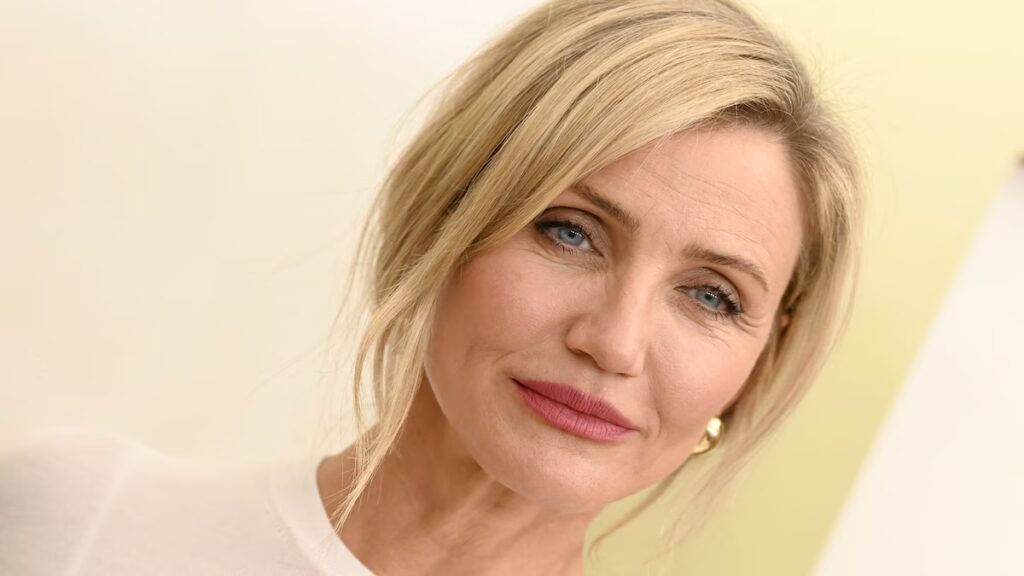 Cameron Diaz maneja la maternidad y los negocios en medio de los rumores de reinicio de Los Ángeles de Charlie