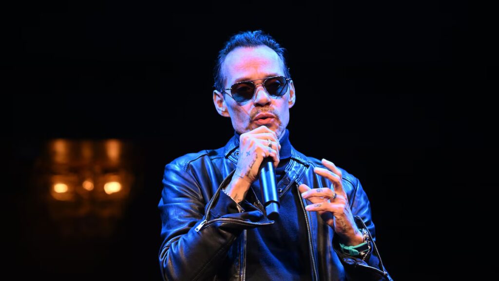 Marc Anthony reacciona a la ruptura de la familia Beckham