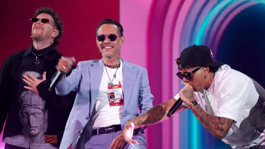 Nadia Ferreira revela el inesperado motivo por el que Marc Anthony actuó en ‘Premio Lo Nuestro’ luciendo su credencial