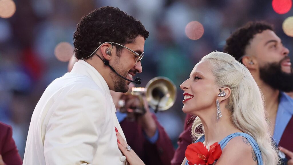 Lady Gaga agradece a Bad Bunny por incluirla en su actuación en el Super Bowl