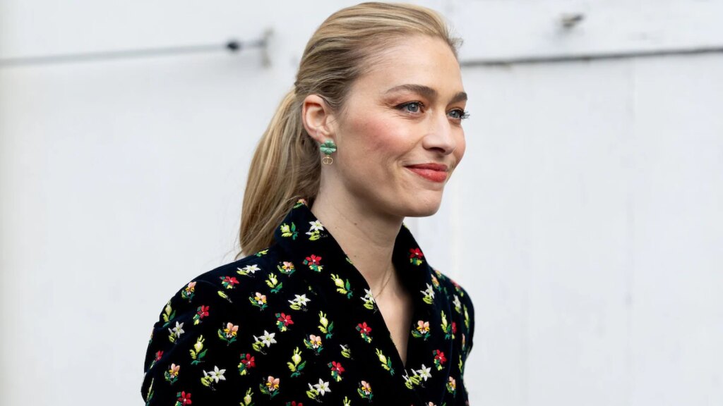 Los últimos looks de Beatrice Borromeo demuestran que es el máximo icono del estilo real moderno